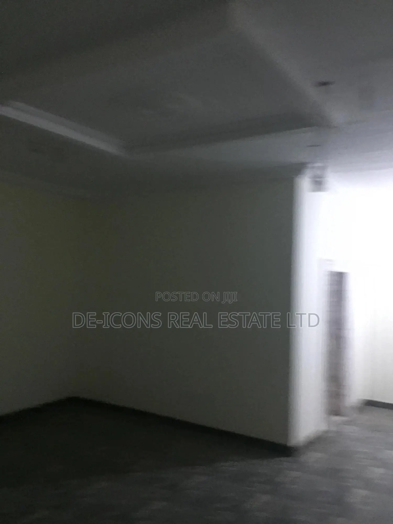 2bdrm Duplex in De- Icons Real, Awutu Senya East Municipal for rent