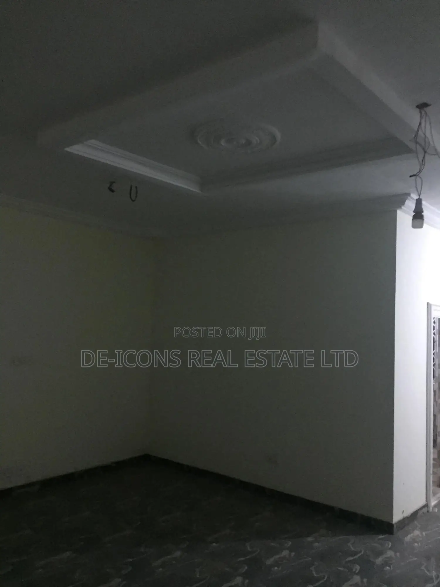2bdrm Duplex in De- Icons Real, Awutu Senya East Municipal for rent