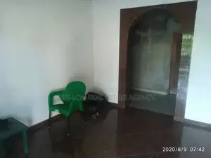 10bdrm House in Sharp-Connect Real, Kasoa for sale