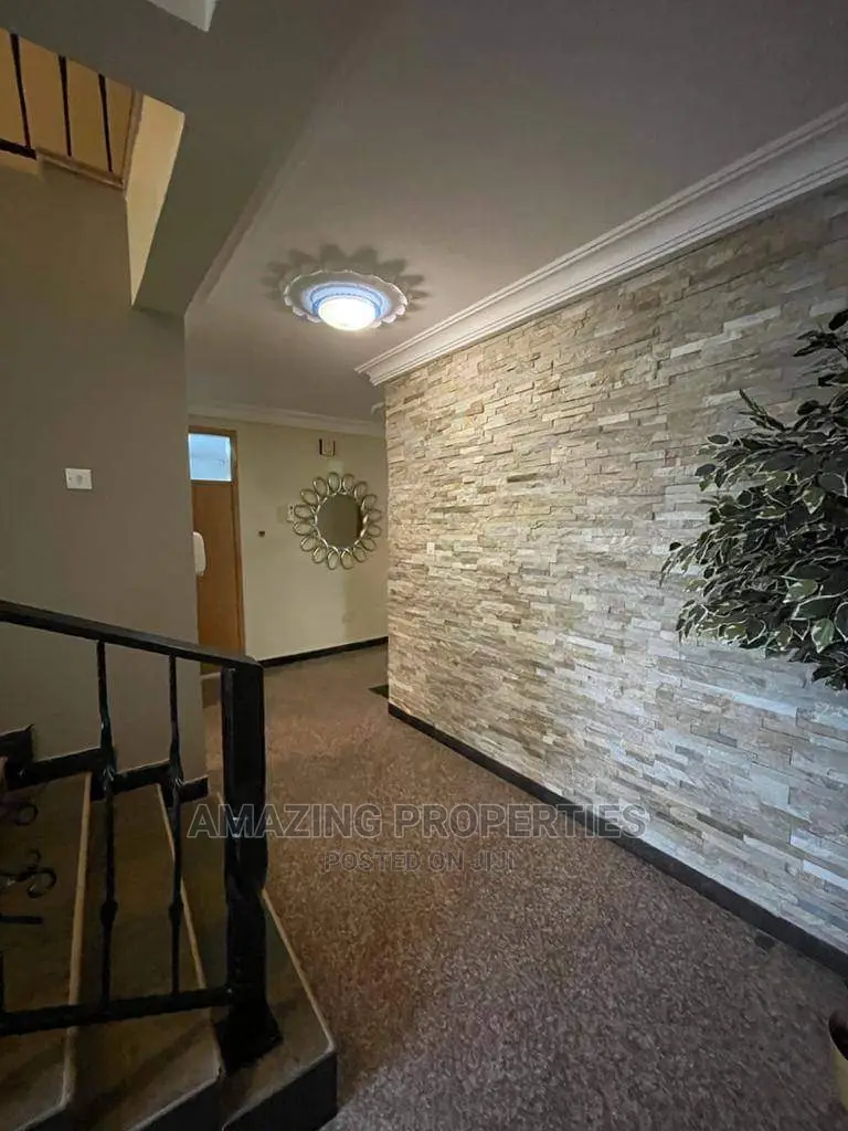 Furnished 4bdrm House in Labone for Sale