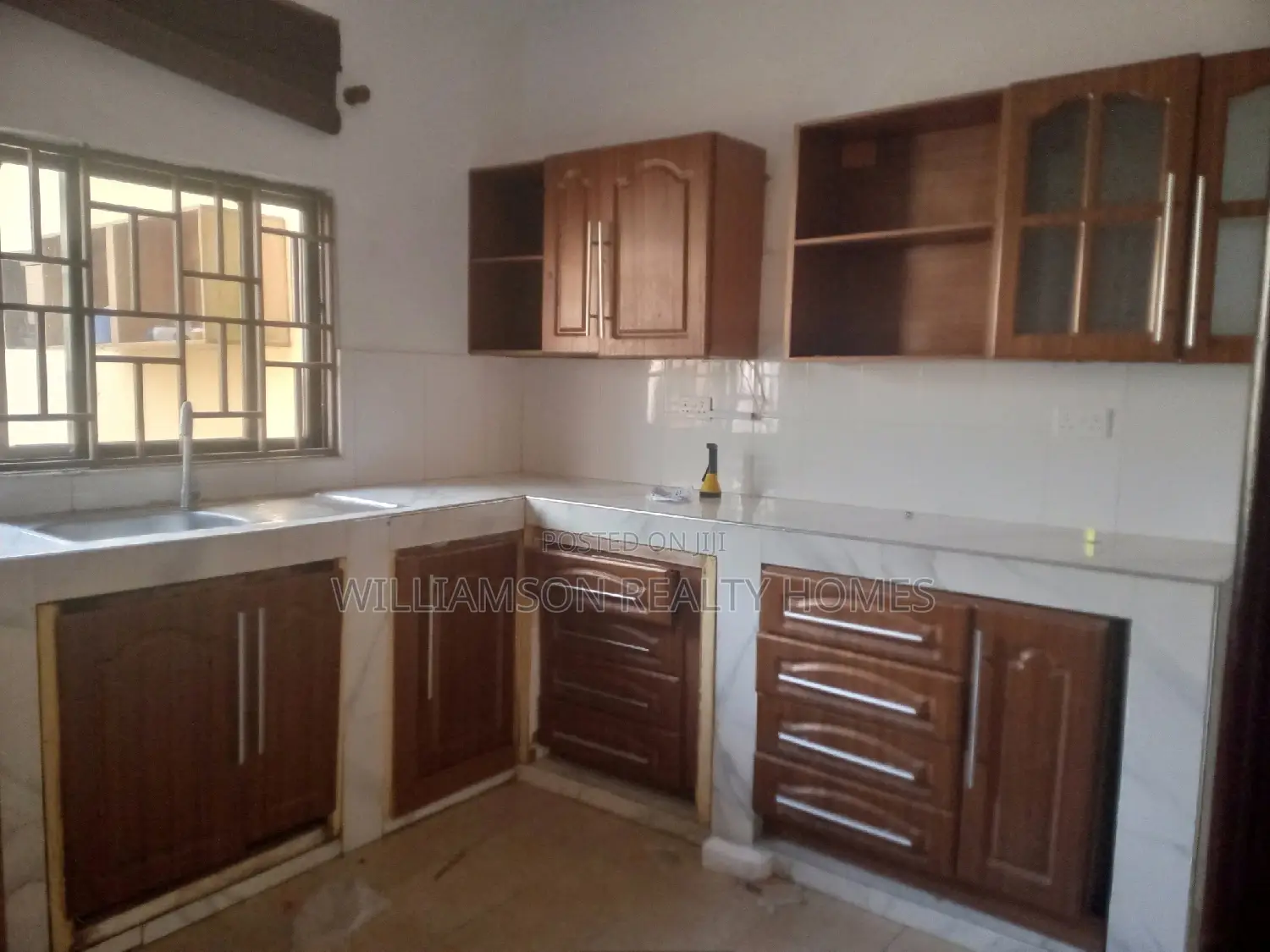 3bdrm House in Devtraco Estate, Spintex for rent