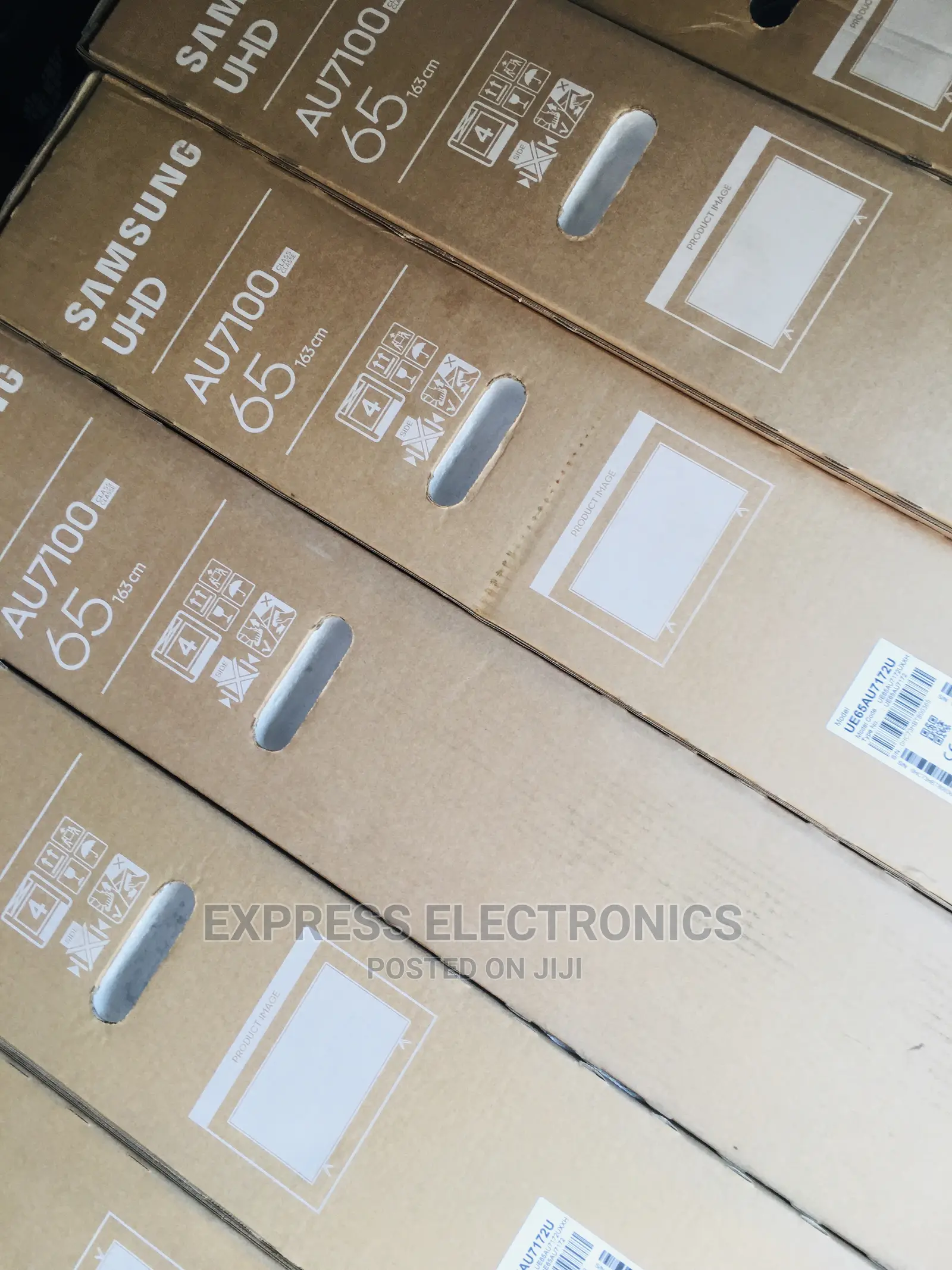 Affordable Quality 65” UHD Smart Samsung 65AU7172+Kettle