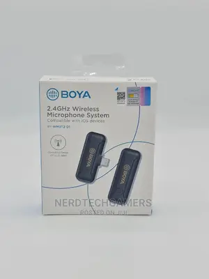 BOYA Microphone System With Lightning Connector (2.4 Ghz)