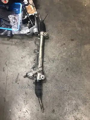 Toyota Camry 2005 Steering Rack.