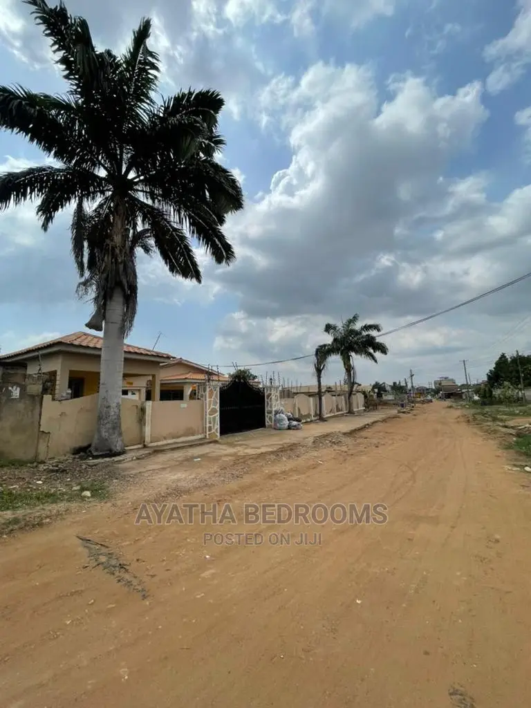4bdrm House in Ayathar Bedroom, Teshie for Rent