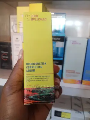 Good Molecules Discoloration Correcting Serum