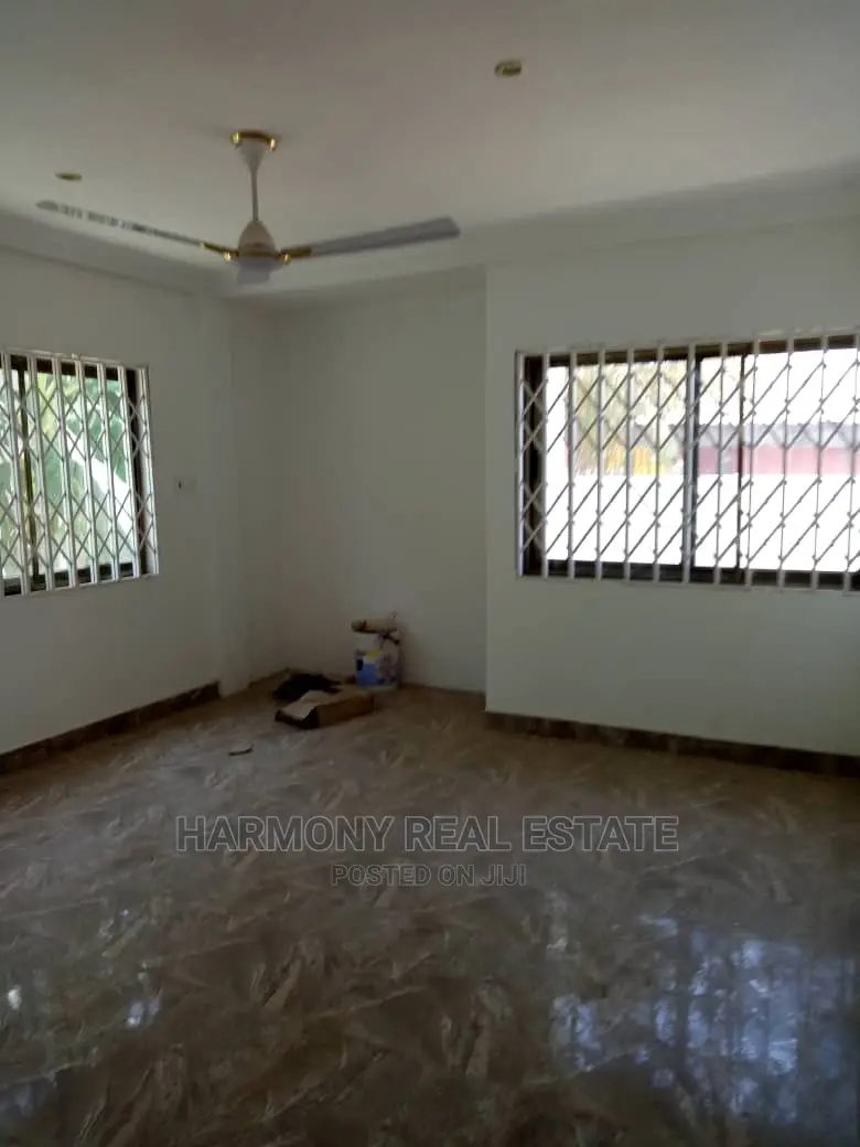 6bdrm House in Roman Ridge for sale
