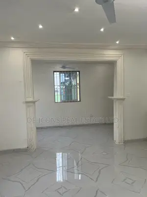 3bdrm Mansion in De-Icons Real Estate, Awutu Senya East Municipal