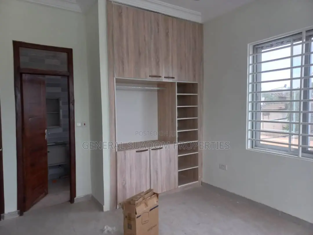 4bdrm Duplex in Suadom Properties, Baatsona Total for rent