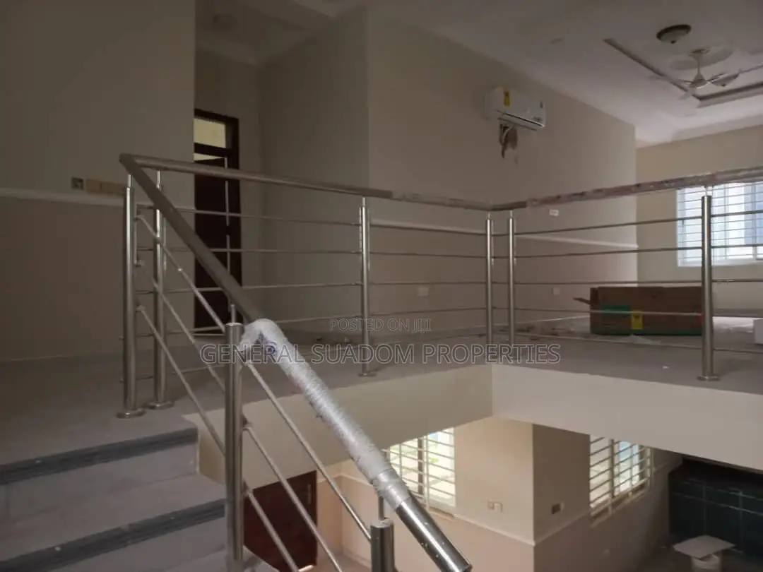 4bdrm Duplex in Suadom Properties, Baatsona Total for rent