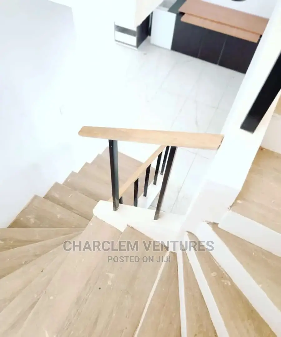 3bdrm House in East Legon for sale