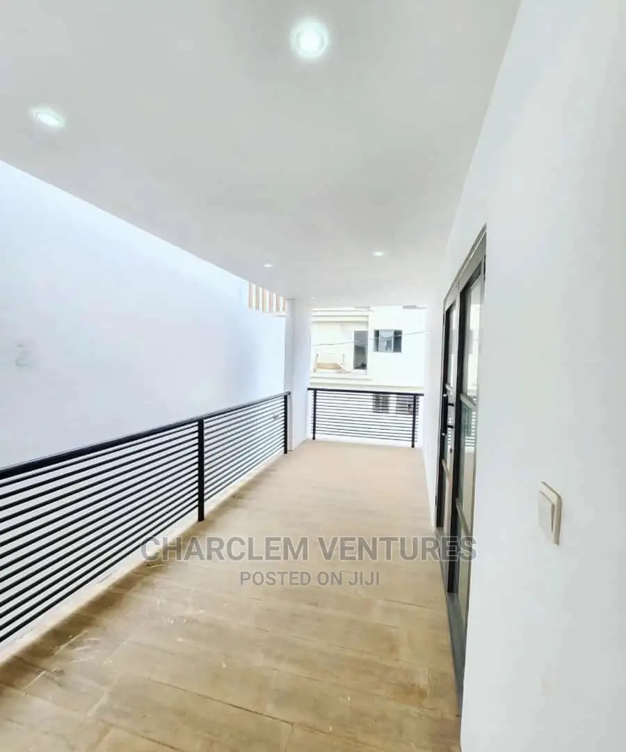 3bdrm House in East Legon for sale
