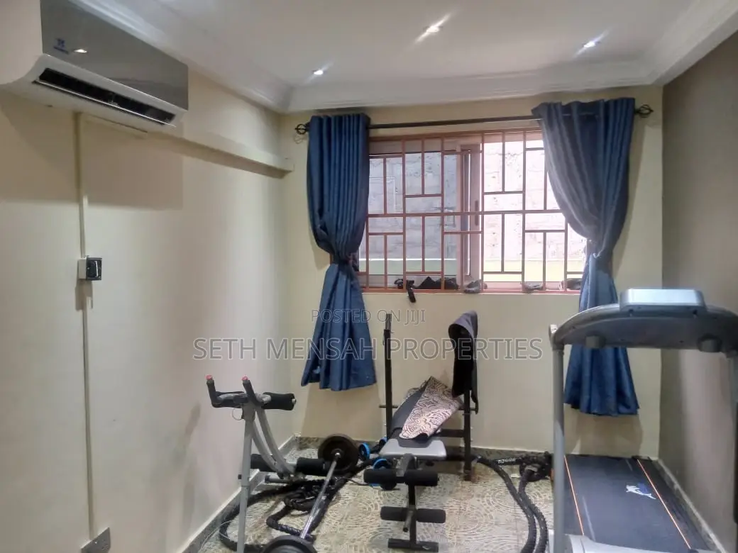 5bdrm House in Skm, Pokuase for Sale