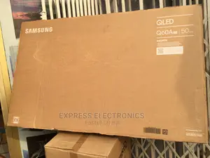 Dynamic Contrast Samsung 50”QLED UHD Smart Tv +Dstv