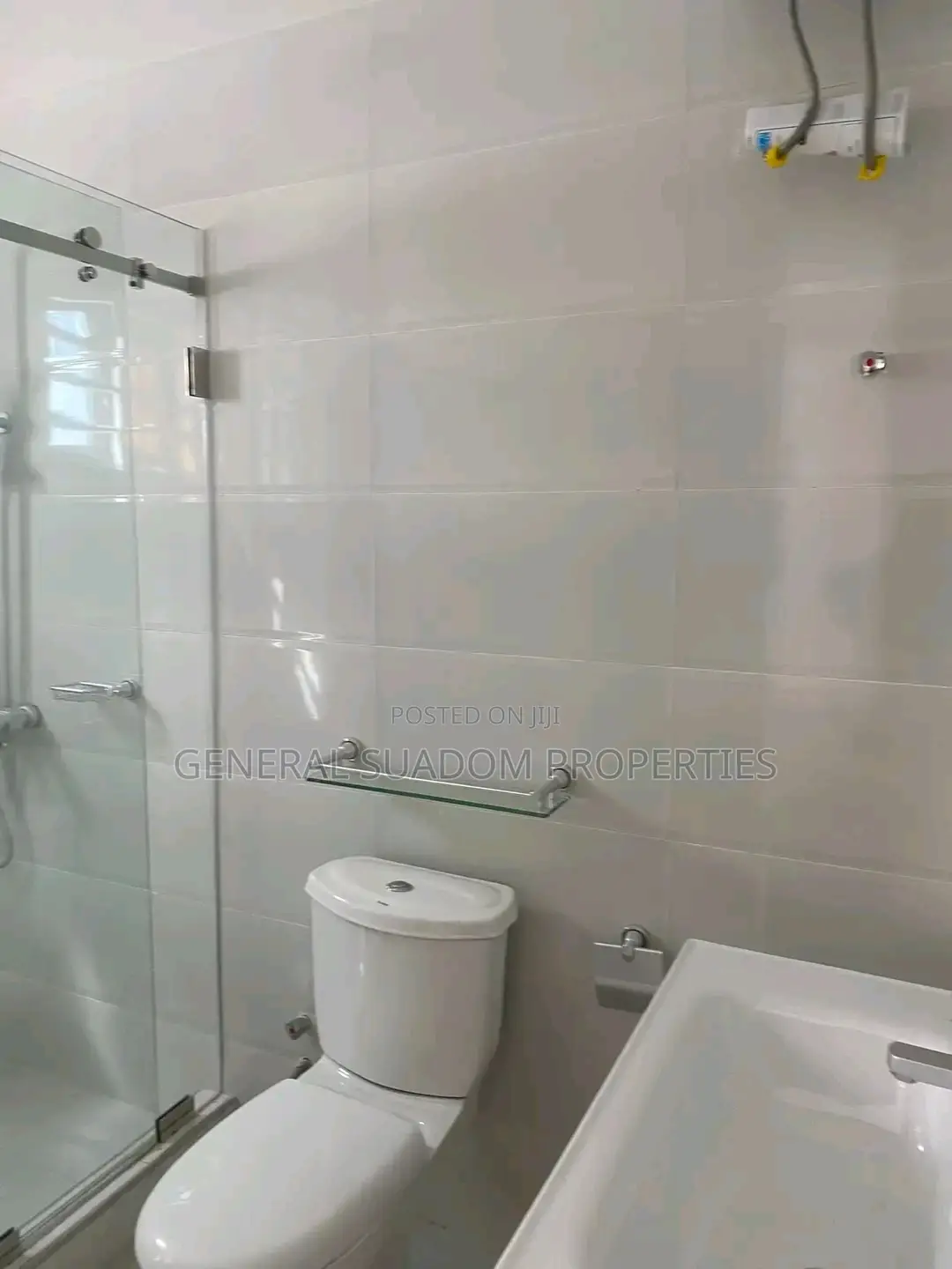 3bdrm House in Suadom Properties, Baatsona Total for rent