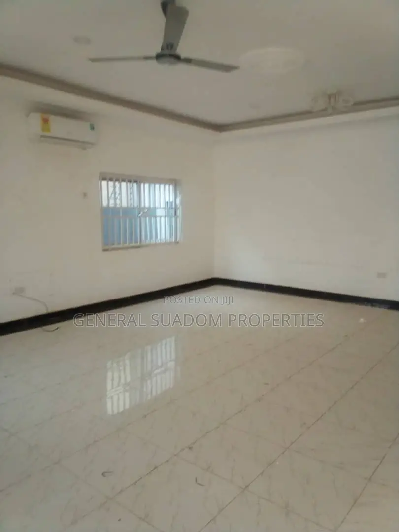 3bdrm House in Suadom Properties, Baatsona Total for rent
