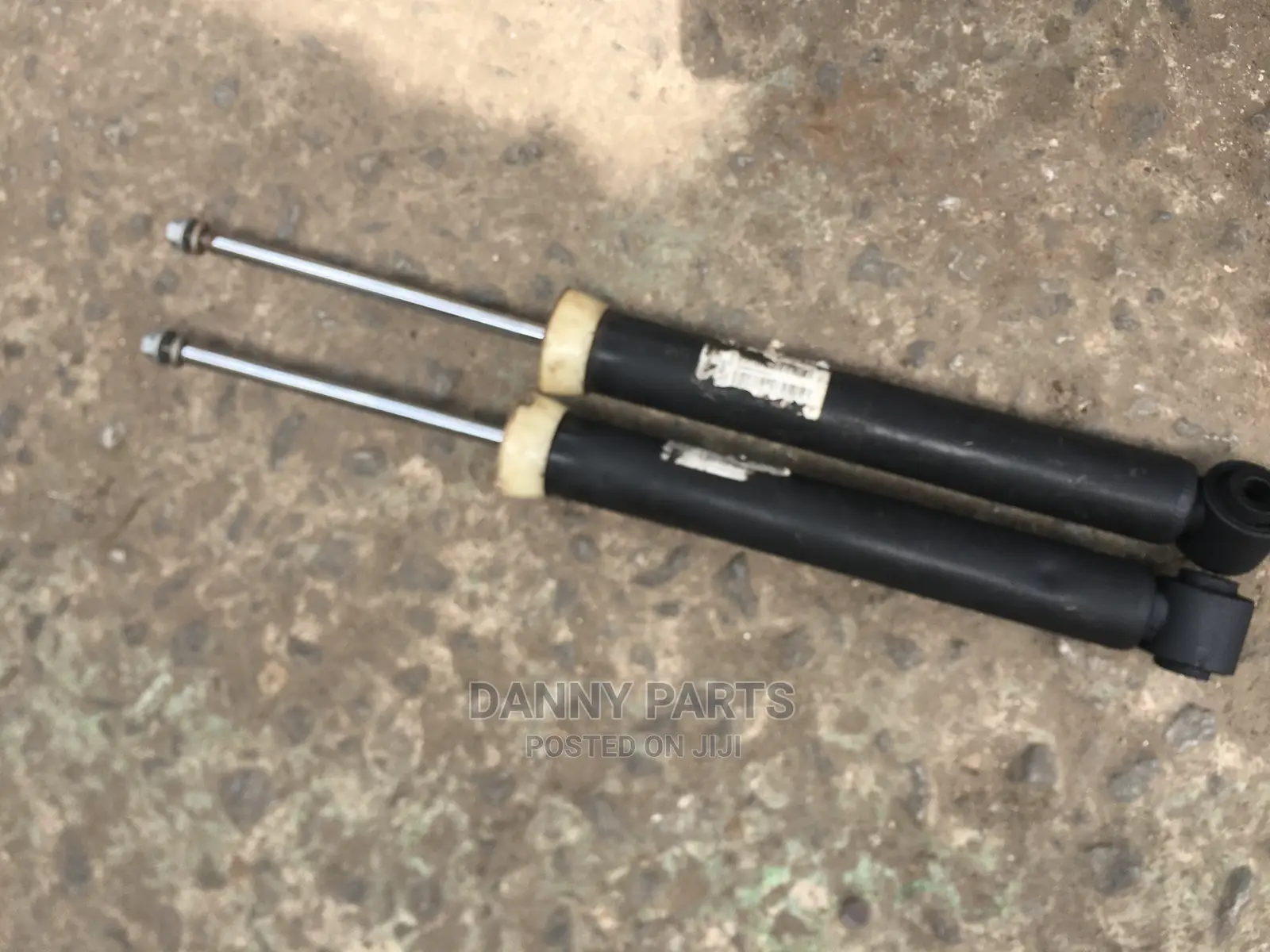 BMW F40 Back Shock Absorbers