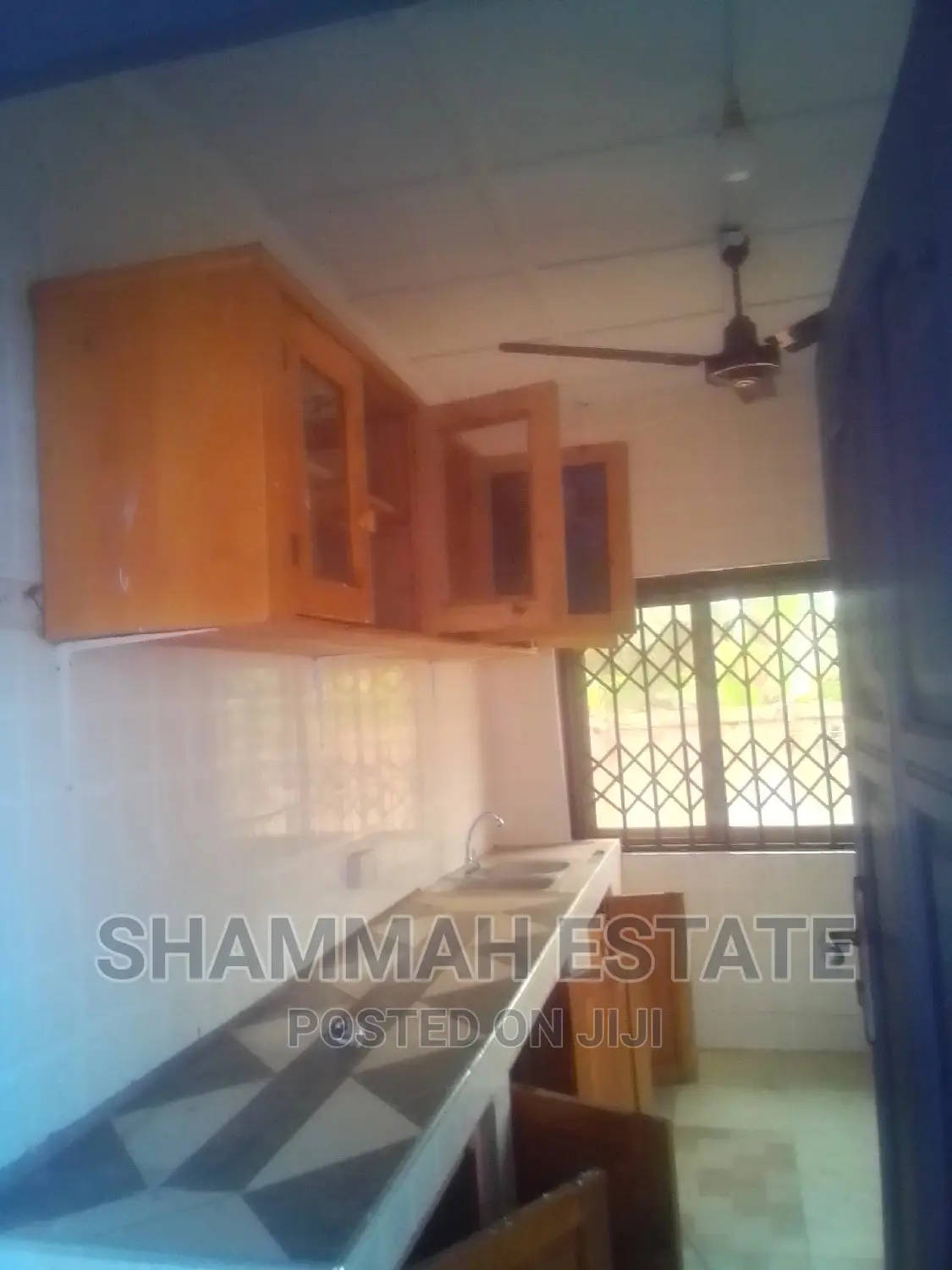 1bdrm Apartment in Aiding Estate, Sunyani Municipal for rent