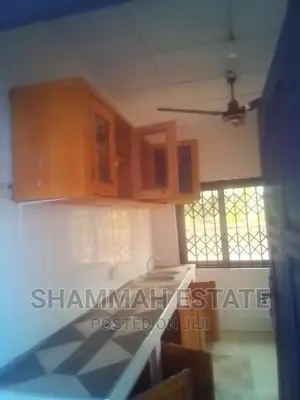 1bdrm Apartment in Aiding Estate, Sunyani Municipal for rent