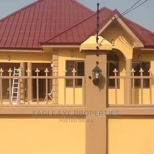 3bdrm House in Oyarifa for Sale