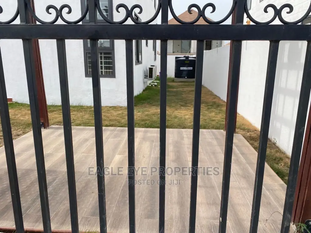 3bdrm House in Adenta for sale
