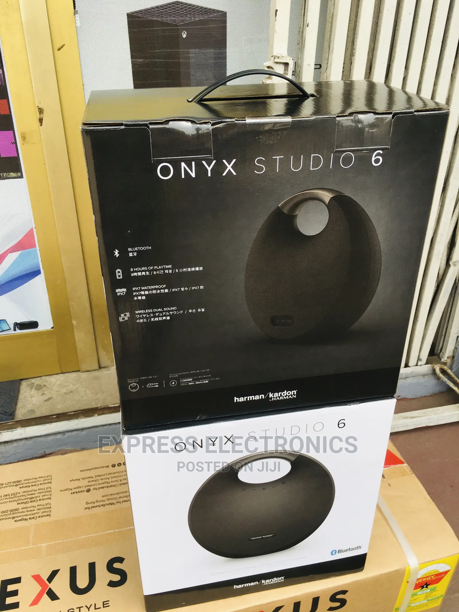 8 HOURS OF PLAYTIME Brand New Onyx Studi 6 Bluetooth Speaker