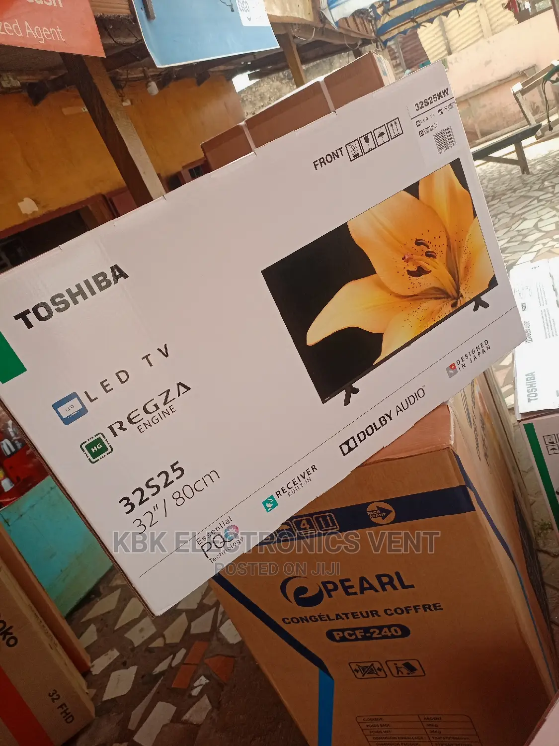 Toshiba 32" FHD Satellite Digital Led Tv