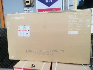  Quality Samsung 55" UHD Smart QLEDTV+ DSTV Decoder