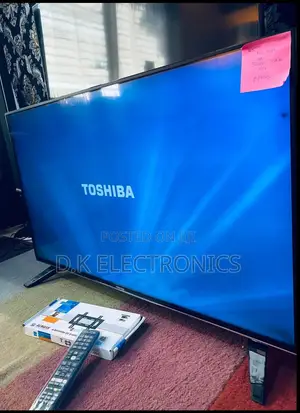 Toshiba 32 Inches Digital / Sartilite Television
