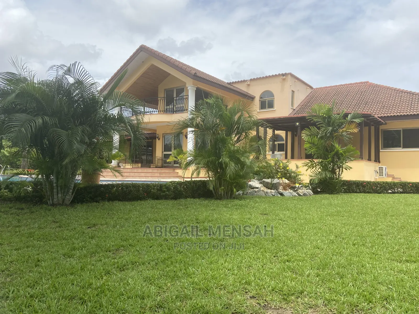 A Luxurious Mansion In Trasacco Valley Estate Phase 1