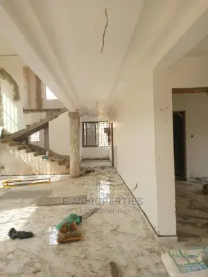 4bdrm House in E a Properties, Ghana Flag for Sale