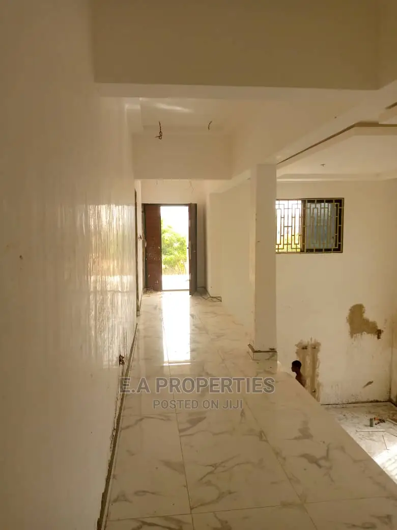 4bdrm House in E a Properties, Ghana Flag for Sale