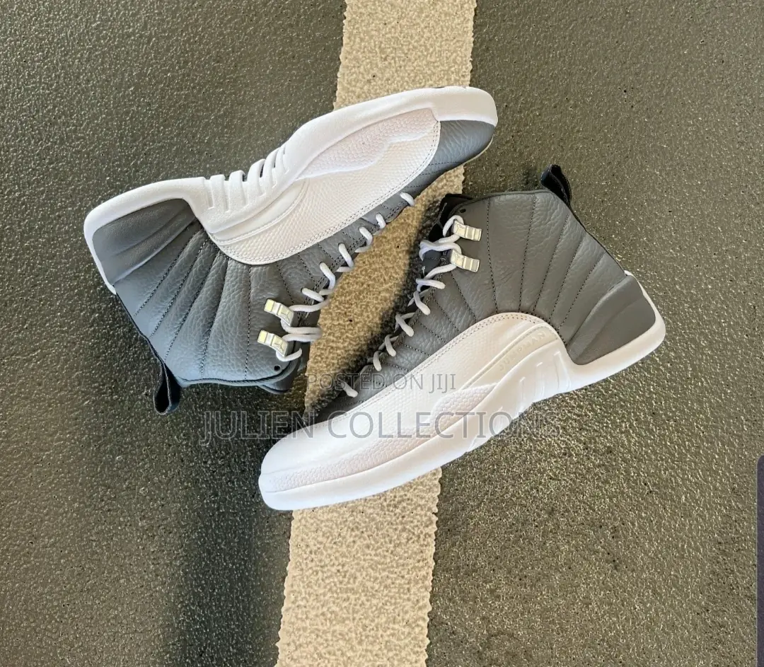Jordan 12 Jump Man