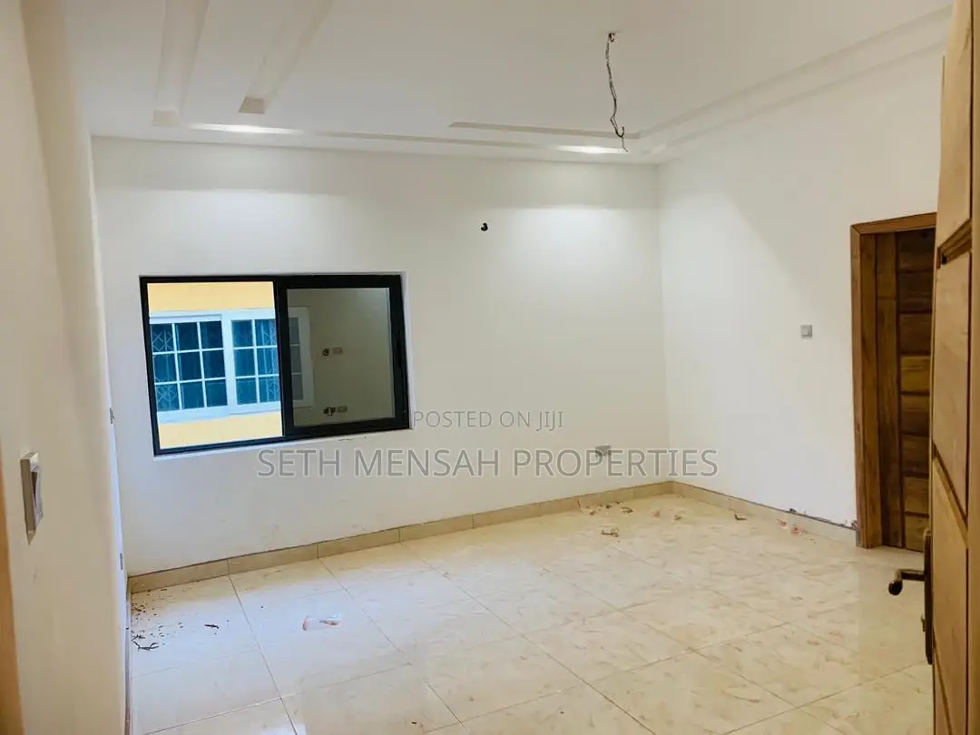 5bdrm House in Skm Property, East Legon for Rent
