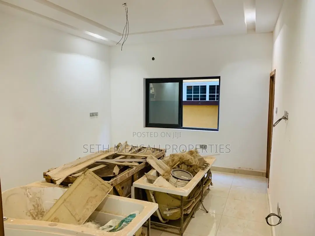 5bdrm House in Skm Property, East Legon for Rent