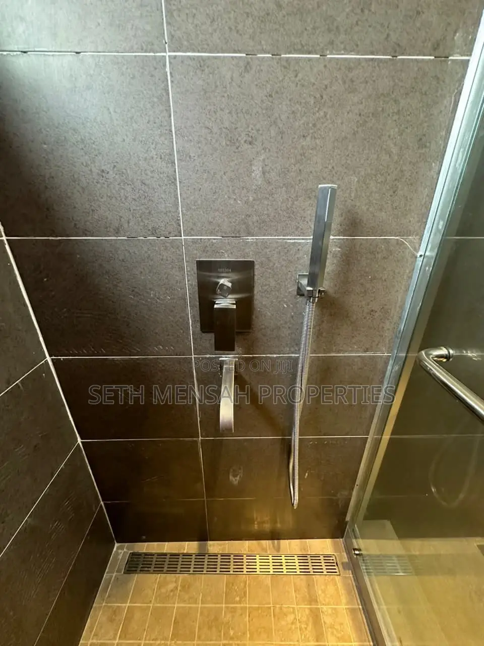 Furnished 4bdrm House in Skm Property, Oyarifa for Sale