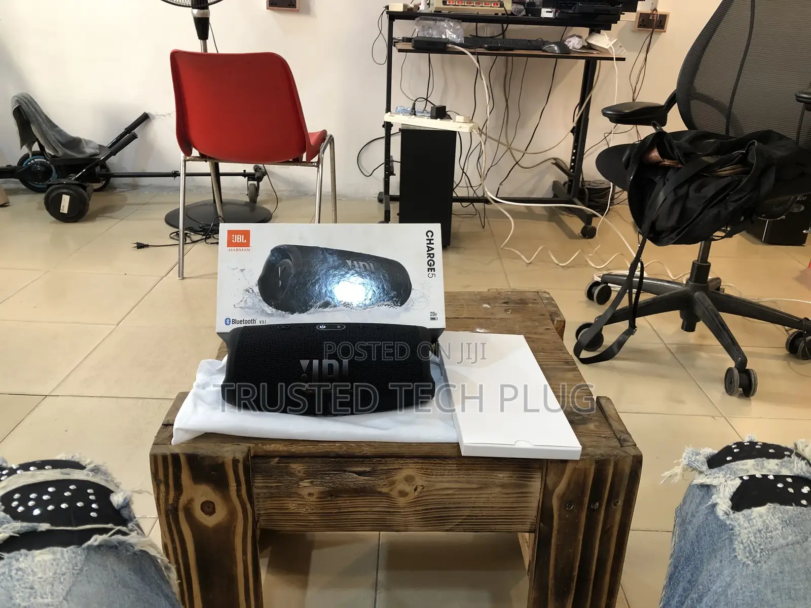 Brand New Rechargeable JBL CHARGE 5 Bluetooth Speaker 4sale