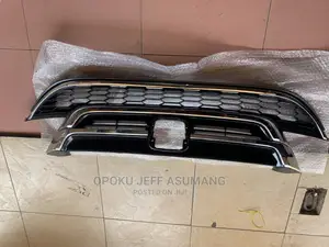 CRV 2010-2011 Top Grille