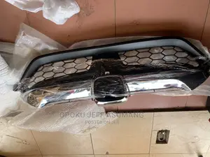 CRV 2017-2020 Top Grille Shinny