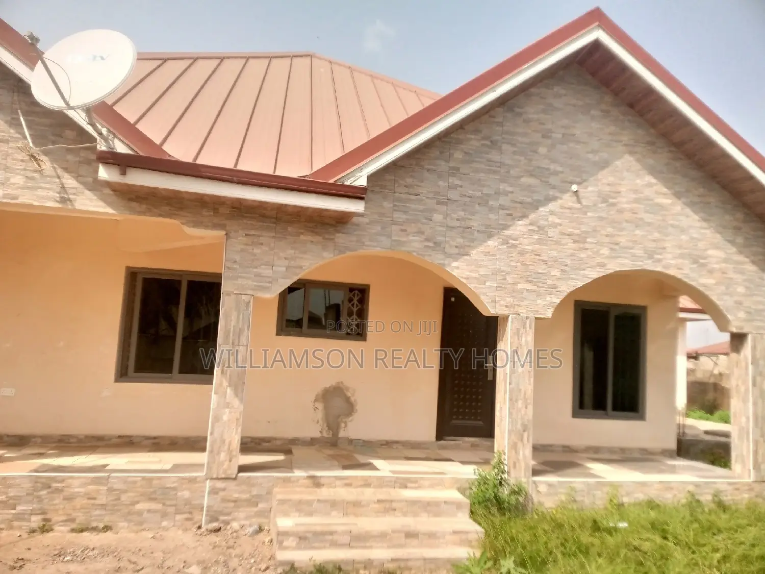 2bdrm Apartment in Community 18 Area, Spintex for rent