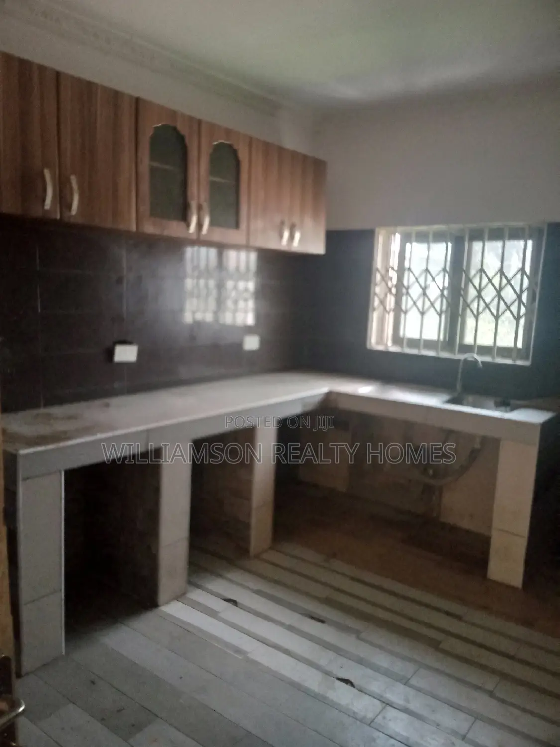 2bdrm Apartment in Community 18 Area, Spintex for rent