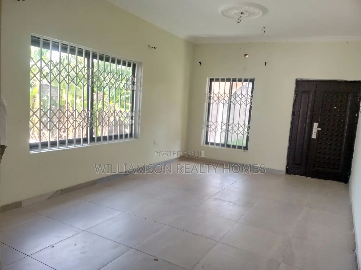 2bdrm Apartment in Community 18 Area, Spintex for rent