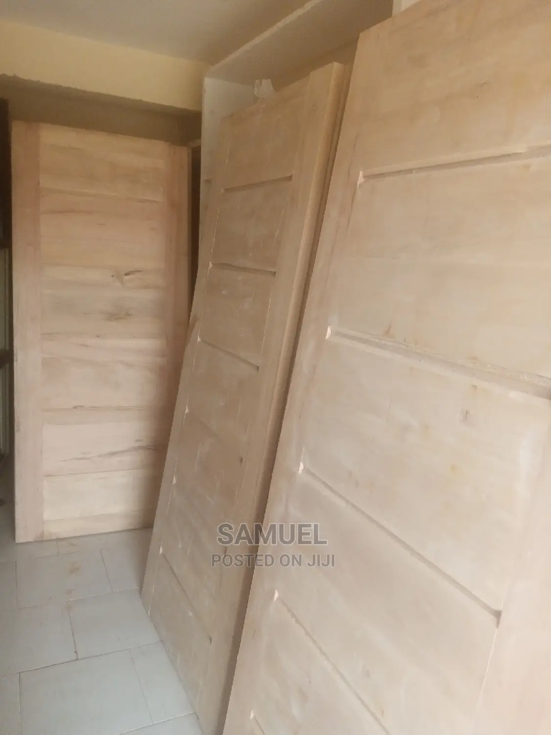 High Quality Local Wooden Doors