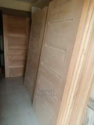 High Quality Local Wooden Doors