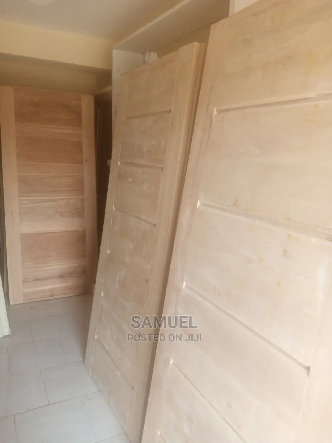 High Quality Local Wooden Doors