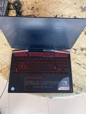 Laptop Lenovo Y70 8GB Intel Core I5 HDD+SSD 1.5T