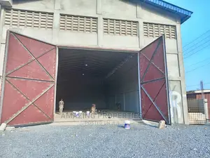 1950 Sqm Warehouse for Rent at Spintex