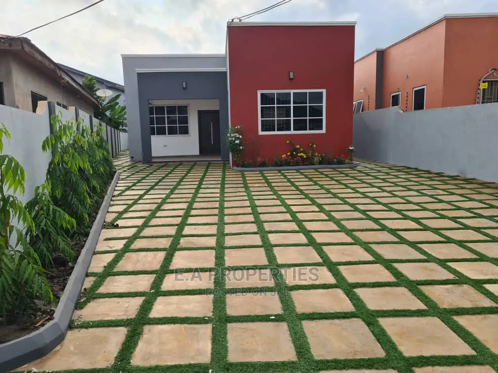 4bdrm House in E a Properties, Frafraha for Sale