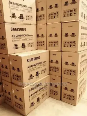 Shot Cake 1.5hp Split {White}Samsung R419 Gas No Inverter AC