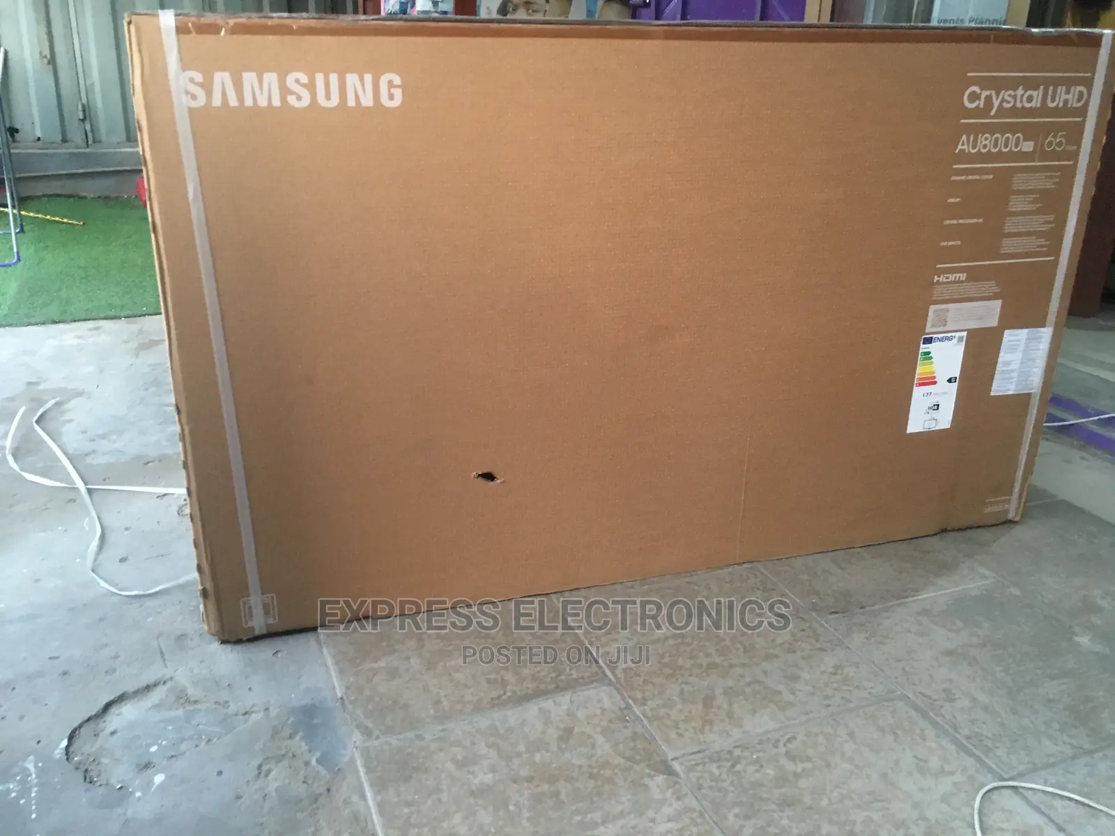 Ultra Modern Sleek Design Samsung Uhd4k Smart 65”Au8000+Dstv